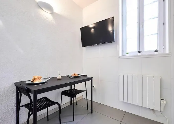 Le Petit Marceaux - T1 - Confort *